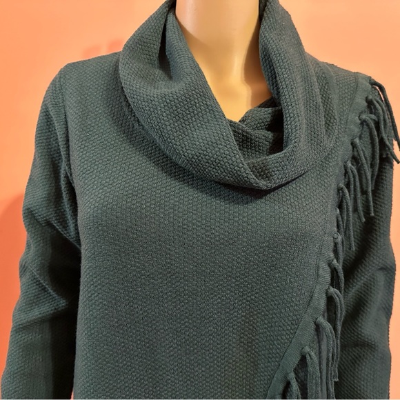 Women’s Sweater Size Small - Picture 4 of 11